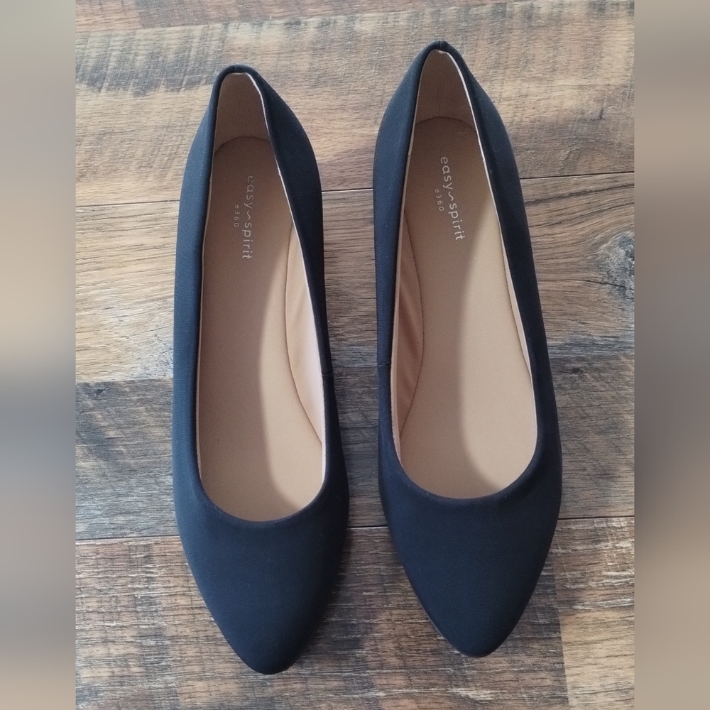 Easy Spirit e360 Black Wedges